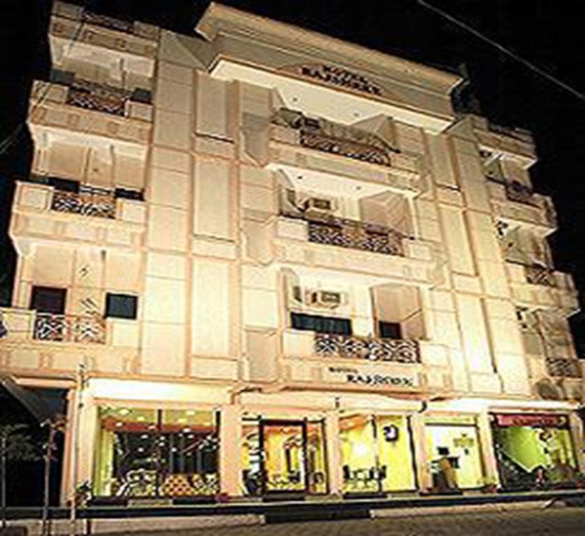Hotel Rajshree Pushkar Bagian luar foto